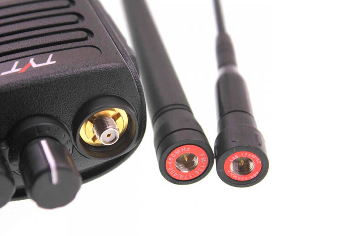 Две антенны в комплекте